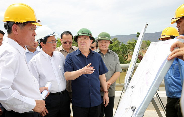Phó Thủ tướng Trịnh Đình Dũng làm việc tại tỉnh Ninh Thuận     - ảnh 1